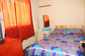 Отель Hostel Climbing Point  Уарас